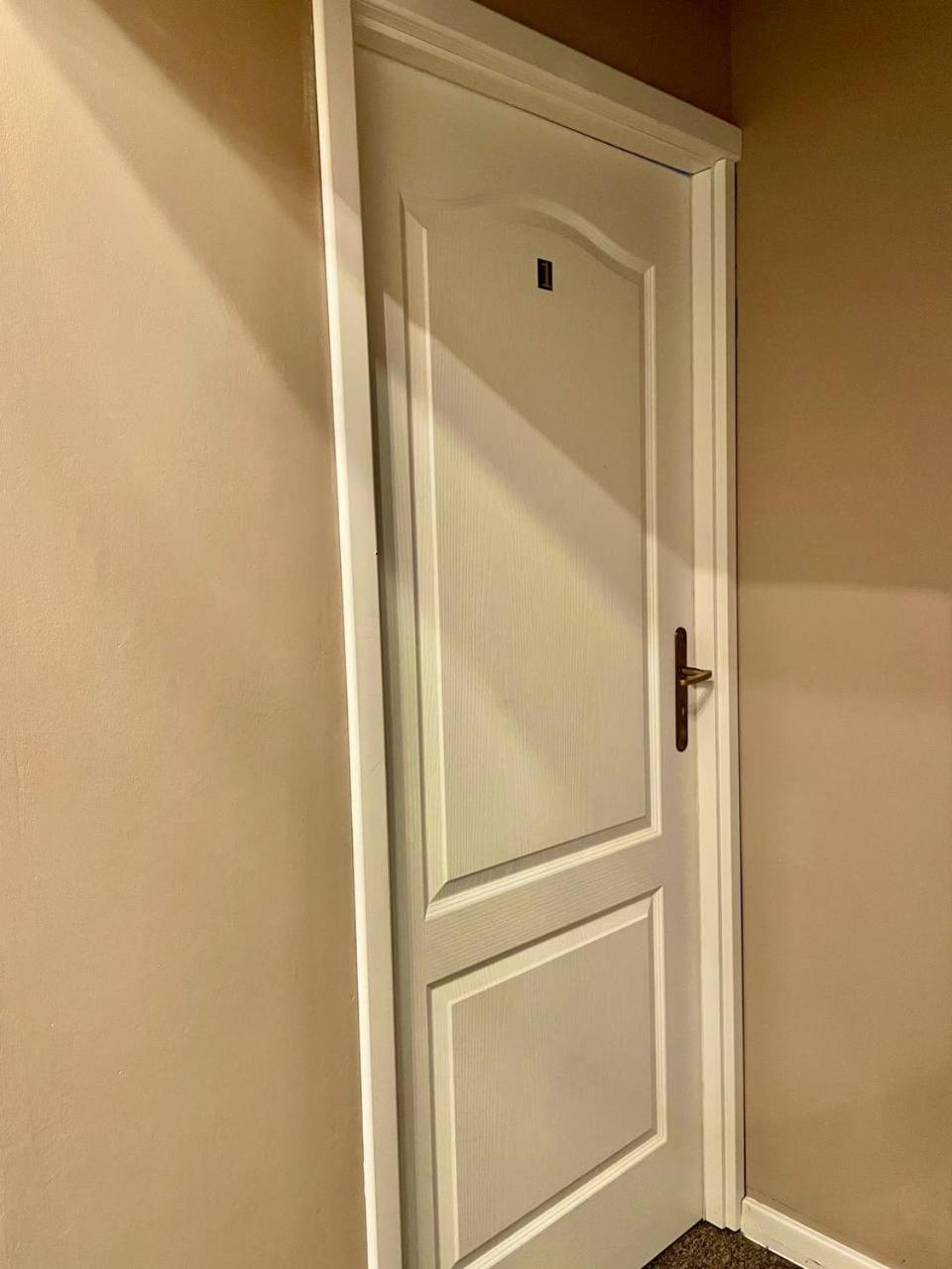 Backpack Apart Rooms Warsaw Phòng bức ảnh