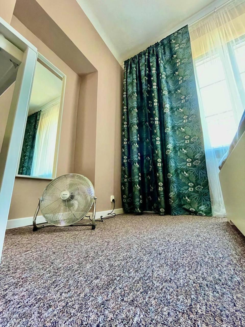 Backpack Apart Rooms Warsaw Phòng bức ảnh