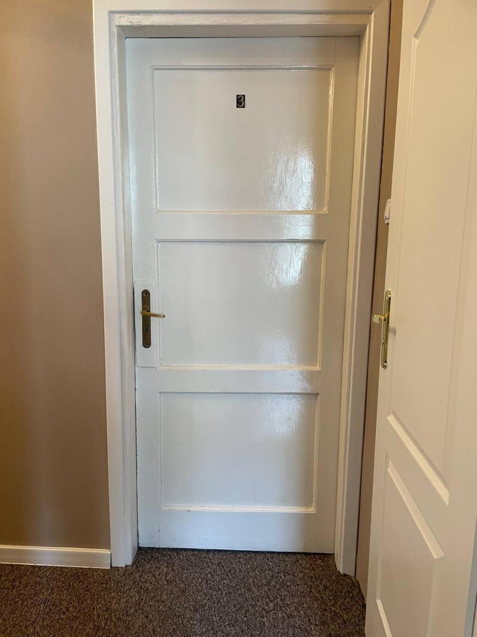 Backpack Apart Rooms Warsaw Phòng bức ảnh